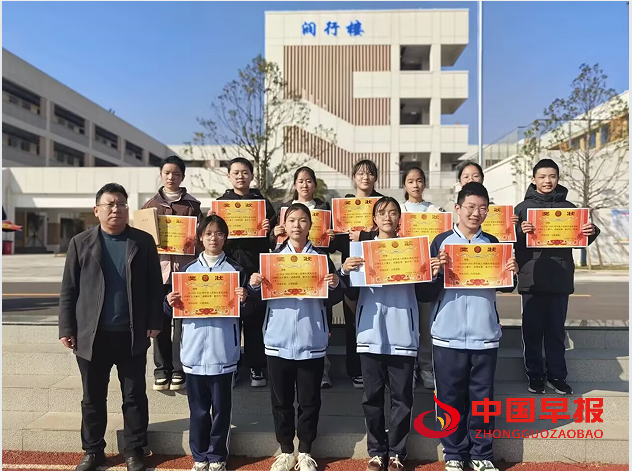 1733721545181382.png 1.png