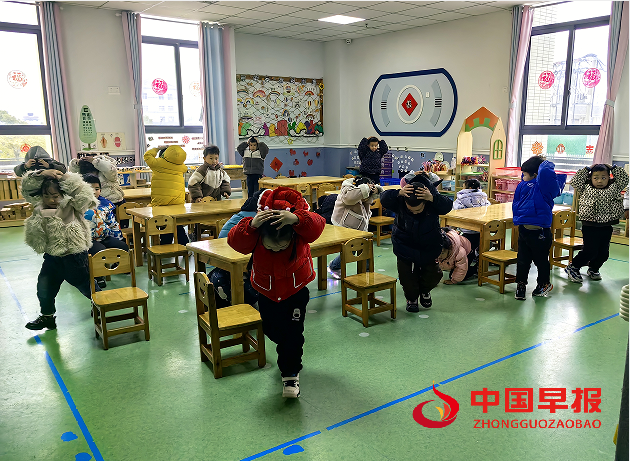 1740129016128592.png 1.png