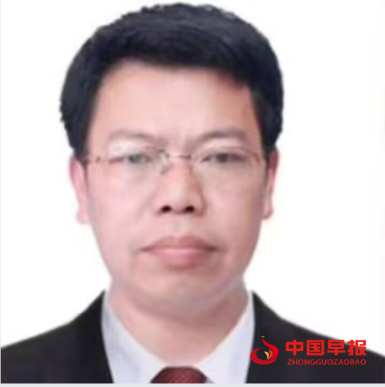 1745478011367603.png 2邹观海.png