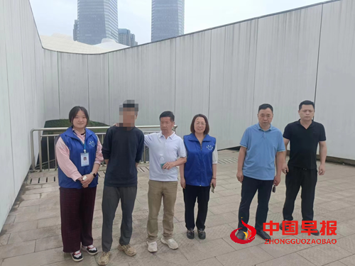 从桥下露宿到团圆餐桌：一个流浪家庭的十年救赎(图1)