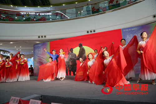 江苏南通“下岗领舞《志愿服务团队》15周年暨东方美第33期感恩盛典”举行(图6)