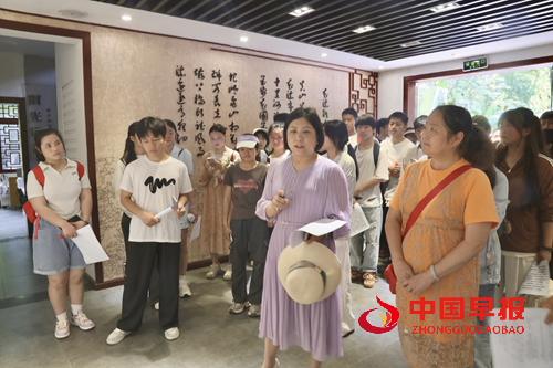 “书香花溪·悦读悦行”——巴金先生《憩园》读书分享会举办(图1)