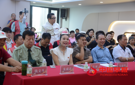 1755834801141512.jpg 61bb62474966262fa9ad53c4539930a0.jpg