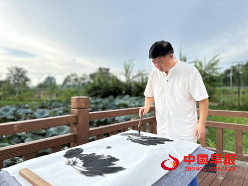 美育微光点亮乡村：艺术公益基地在广西覃签屯揭牌，助力留守儿童描绘人生彩虹(图7)