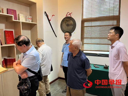 湖北群贤齐聚平安红色文化展览馆:共叙红色情深,传承抗战精神(图4) 湖北群贤齐聚平安红色文化展览馆:共叙红色情深,传承抗战精神(图4)