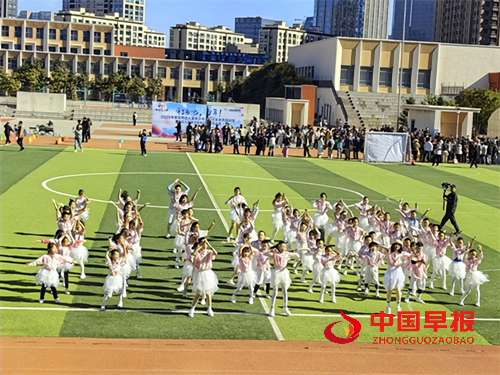 “奔跑吧·少年”2025年度吉林省儿童青少年主题健身系列活动暨吉林省青少年田径体能挑战赛热血开赛(图1) “奔跑吧·少年”2025年度吉林省儿童青少年主题健身系列活动暨吉林省青少年田径体能挑战赛热血开赛(图1)