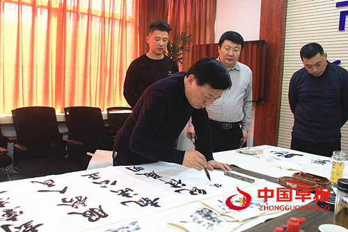 1763982932856923.png 2.png