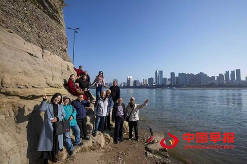 1764325717975834.jpg 2.jpg