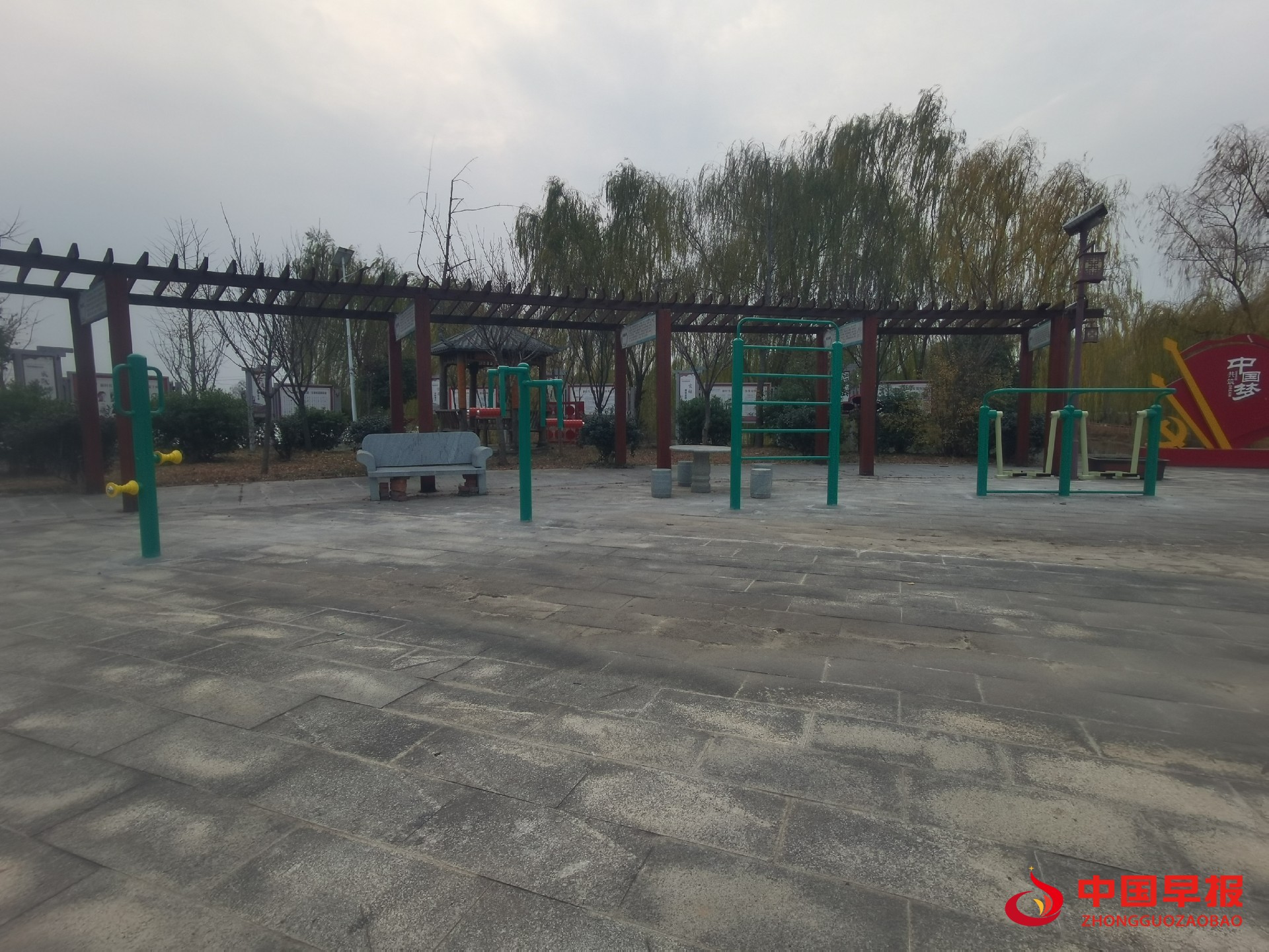 1765506496212372.jpg 1765506496212372.jpg